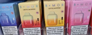 B + MOR upp till 800 puffar med bl. a smaken banana ice och red apple ice